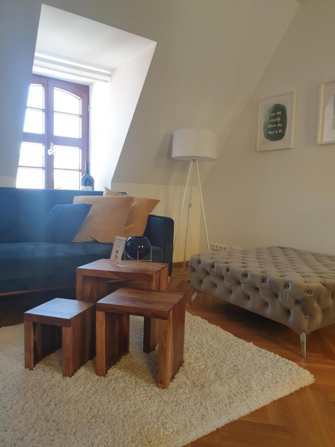 Modernes Apartment An Der Frauenkirche เดรสเดน ภายนอก รูปภาพ
